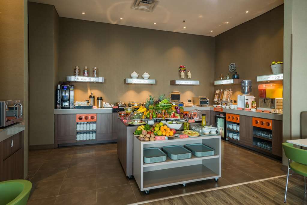 Hotel Hampton By Hilton Antofagasta Restaurace fotografie